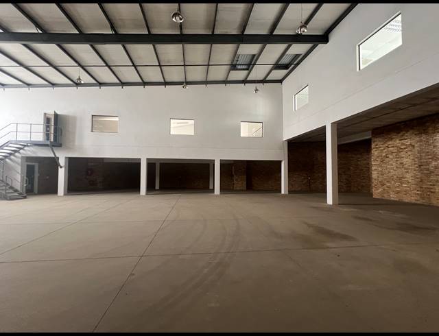 1,066M² RETAIL TO LET IN KYA SANDS